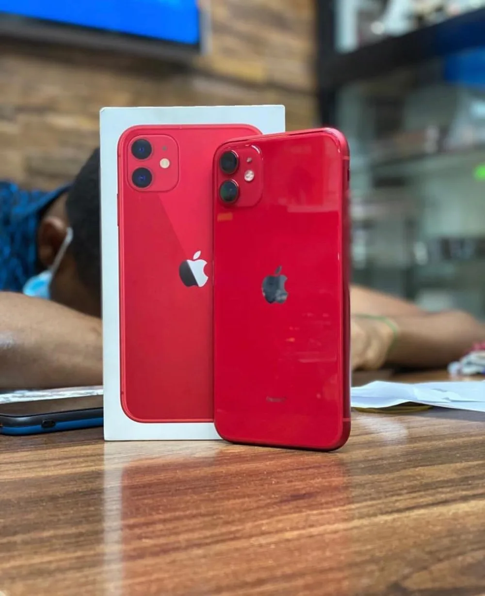iPhone 11