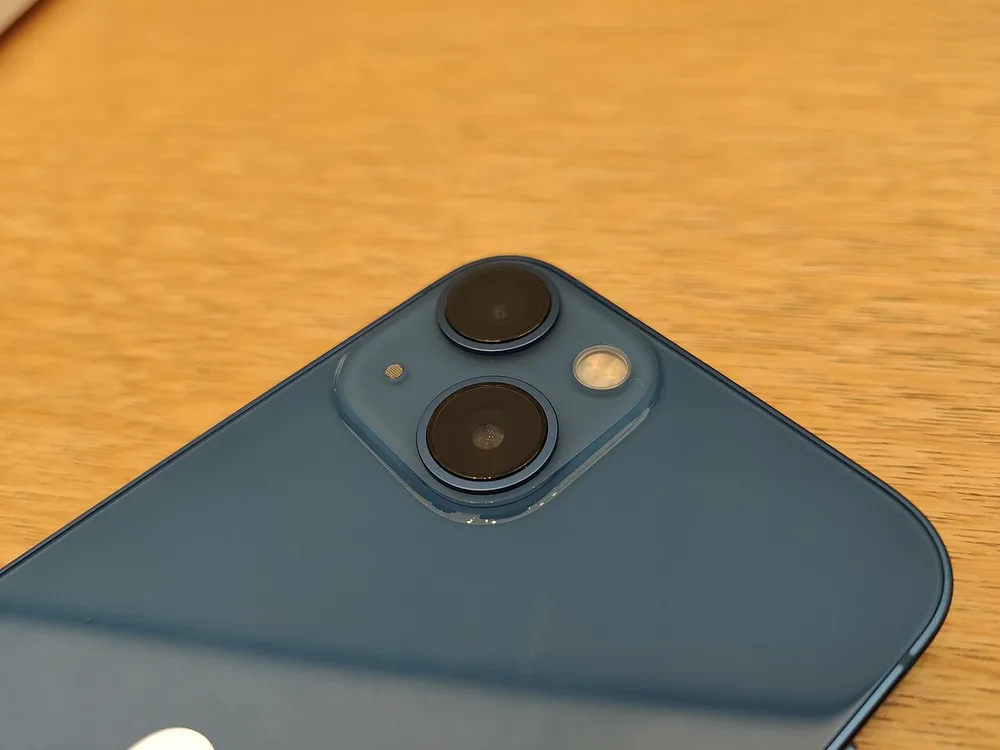 iPhone 13