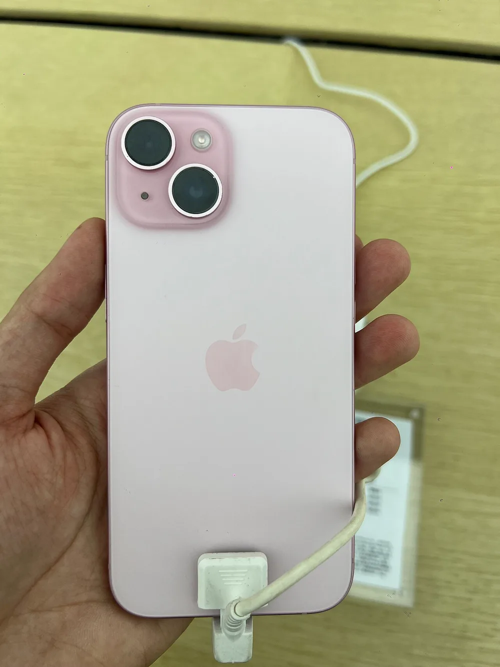 iPhone 15 Plus
