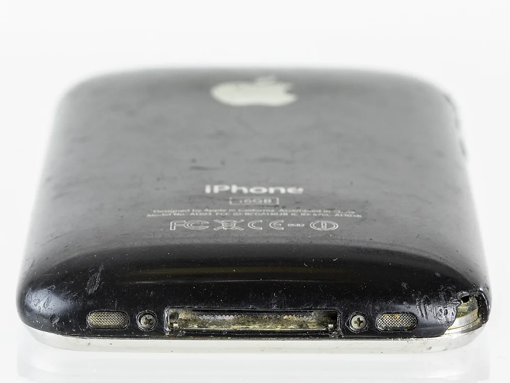 iPhone 3GS