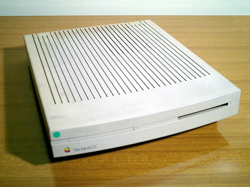 Macintosh LC