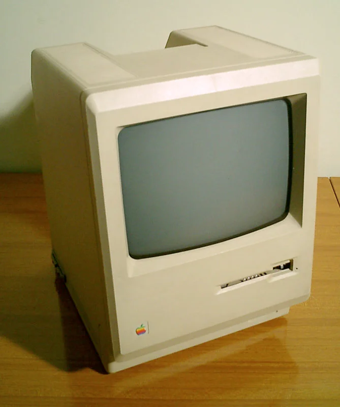 Macintosh Plus